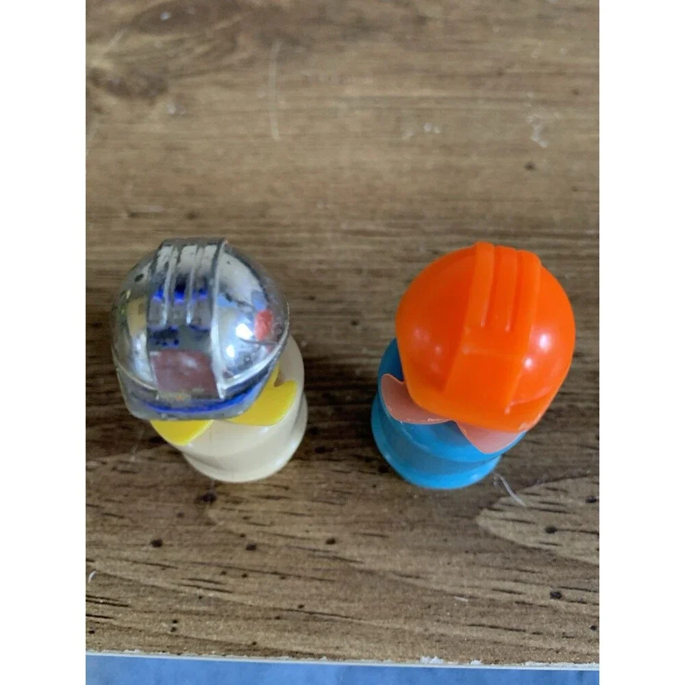 Fisher Price Little People Vintage Lot of 2 CONSTRUCTION WORKERS Men Dads Worker